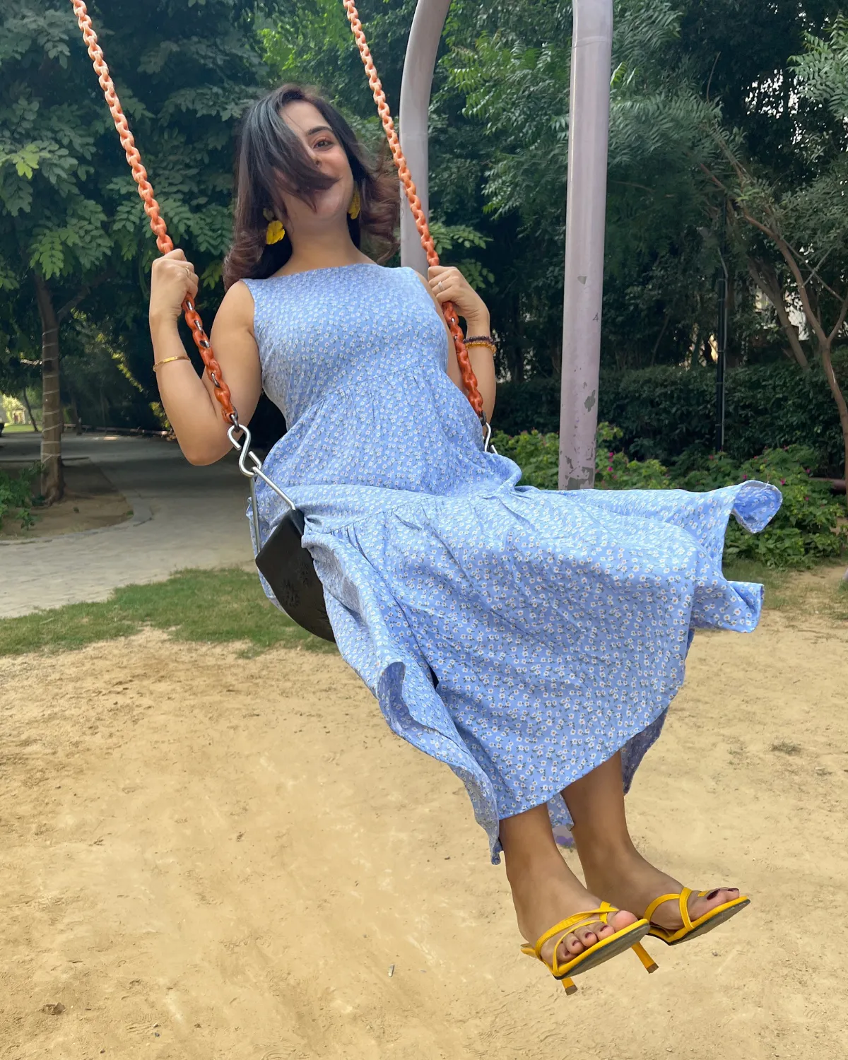 Little Daisy Sleeveless Tiered Dress