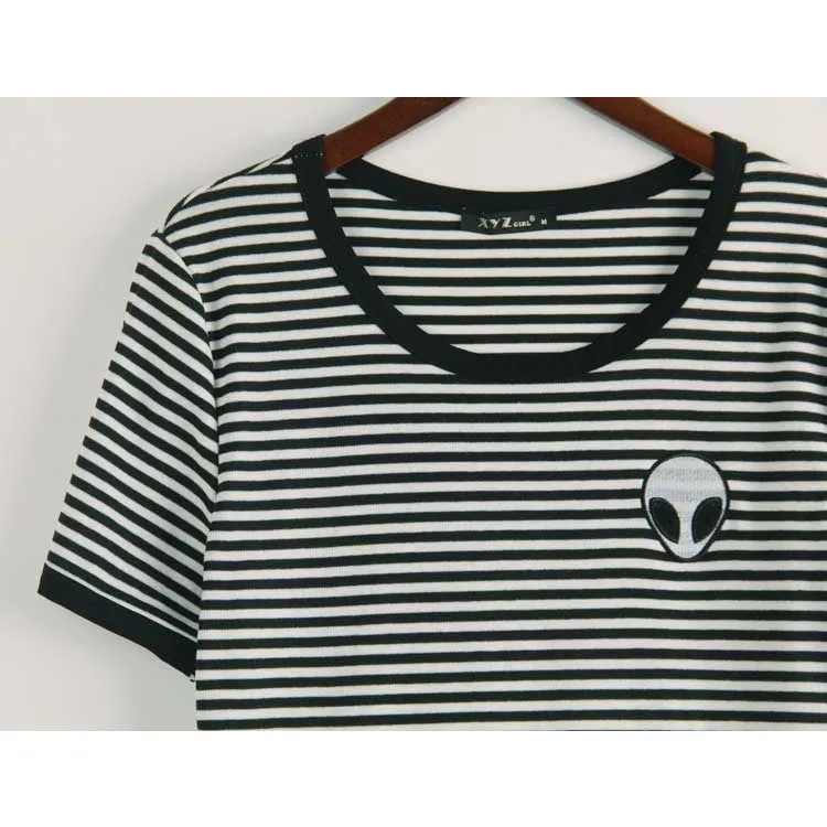 "Be Da Alien" Women's Top